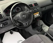 Notranja slika - Volkswagen Touran - 2.0 TDI•PANORAMA•H LINE•NAVIGACIJA•KAMERA•KLJUKA•. - 8 - Predogledna slika