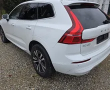 Zunanja slika - Volvo XC60 - B4D AWD AUT Momentum Pro FULLED•ACC•BLIS•KAMER•18C - 3 - Predogledna slika