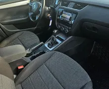 Zunanja slika - Škoda Octavia - Combi 2.0 TDI 150ks DSG °XENON° °TEMPOMAT° - 9 - Predogledna slika
