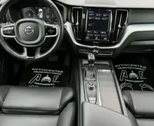 Notranja slika - Volvo XC60 - D4-4X4-AUT-PANORAMA-FUL LED-LIZING ZA TUJCE- - 11 - Predogledna slika