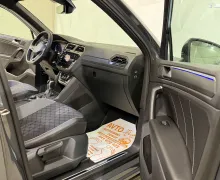 Notranja slika - VW Tiguan - 2.0 TDI-4X4-R-LINE-ACC-VIRTUAL-IQ-KAMERA-NAVI-F1.. - 12 - Predogledna slika
