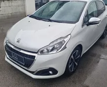 Zunanja slika - Peugeot 208 - 1.2 PureTech 83 S S Allure  67674KM.SERVISNA - 4 - Predogledna slika