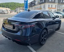 Zunanja slika - Alfa Romeo Giulia - 2.0 Turbo 280 Q4 Veloce - KOT NOVO - SAMO 9.022KM - 6 - Predogledna slika