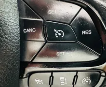 Zunanja slika - Jeep Renegade - 1.3 T-GDI 4xe PLUG-IN.NEMŠKI+4ALU.4X4.NAVI.ACC.TOP - 2 - Predogledna slika