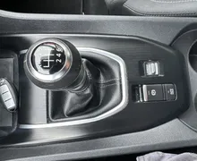 Notranja slika - Nissan Qashqai - CROSSOVER 1.3MHEV 140.NAVI.ACC.KAMERA.LED.BENCIN - 15 - Predogledna slika