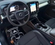 Notranja slika - Volvo XC40 - D3-AUT-145.000km-VIRTUAL-LIZING ZA TUJCE-FUL LED - 8 - Predogledna slika