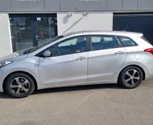 Zunanja slika - Hyundai i30 Wagon - 1.6 CRDi 110 Style  SERVISNA. VZRAT. KAM. - 1 - Predogledna slika