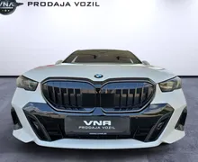 Zunanja slika - BMW serija 5: - 540d xDrive Avt. |M-OPTIC|ICON|HL.SED|360-KAM|A20| - 2 - Predogledna slika