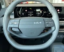 Notranja slika - KIA EV3 - STAR 58.3 kWh baterija - 13 - Predogledna slika