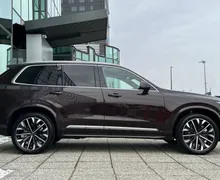 Zunanja slika - Volvo XC90 - B5 AWD Ultra Bright Avt. 7s AT AWD - 4 - Predogledna slika