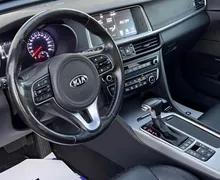 Notranja slika - KIA Optima - 2.0 PHEV+ACC+LAS+MRTVI KOT+PANORAMA+HI-FI - 11 - Predogledna slika