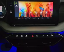 Notranja slika - Škoda Octavia - Combi 2.0 TDI Style DSG- Matrix.panorama.HUD.asist - 19 - Predogledna slika
