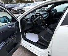 Zunanja slika - Alfa Romeo Giulietta - 1.4 TB 16v Distinctive Sport 3 SLO.VOZILO LED A17 - 17 - Predogledna slika