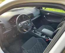 Notranja slika - Škoda Karoq - 1,5 TSI ACT Sportline DSG - 7 - Predogledna slika