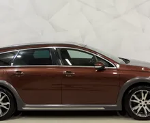 Zunanja slika - Peugeot 508 - RXH Hybrid4 2.0 HDi-4X4-BI-XENON-NAVI-PDC-F1-TEMPO - 4 - Predogledna slika
