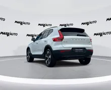 Notranja slika - Volvo XC40 - B3 P Plus Dark Avt. - 7 - Predogledna slika