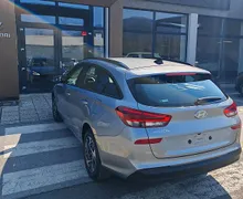 Zunanja slika - Hyundai i30 Wagon - 1.6 FL II. STYLE   16. WINTER. RAC. pass.height. - 4 - Predogledna slika