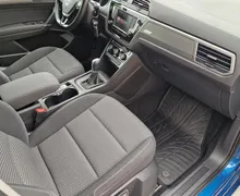 Notranja slika - VW Touran - 1.6TDI-DSG-7SEDEŽEV-ACC-F1-2XLED-2XPDC-NA OBROKE - 7 - Predogledna slika