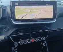 Zunanja slika - Peugeot 2008 - GT HIBRID 145 e-DCT6-ALU 18 COL-KAMERA 360-ACC - 10 - Predogledna slika
