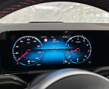 Notranja slika - Mercedes-Benz GLA-Razred - 200|AMG Line|Memory|HUD|Kamera|Gretje|LineAss|R19 - 12 - Predogledna slika