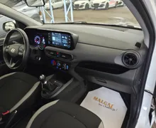 Zunanja slika - Hyundai i10 - 1.0 Style KLIMA-1.LASTNIK-TOUCH SCREEN-LANE ASSIST - 11 - Predogledna slika
