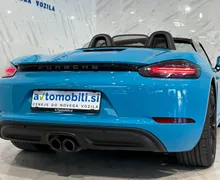 Notranja slika - Porsche 718 Boxster - Hlaj - Bose - PDC - Chrono - Temp - Gretje - 7 - Predogledna slika