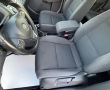 Notranja slika - Volkswagen Touran - 1.6 TDI  7-Sedežev - 9 - Predogledna slika