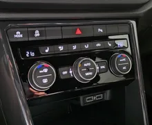 Zunanja slika - Volkswagen T-Roc - 2,0 TDI BMT Sport 1LAST SLO VIRTUAL ACC LANE LED KLJUKA - 14 - Predogledna slika
