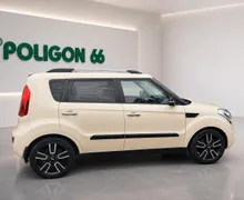 Notranja slika - KIA Soul - 1.6 CRDi-Avt.SLOV.POREKLO-1 LASTNIK-KAMERA-M 2014 - 7 - Predogledna slika