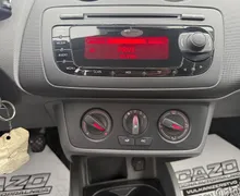Notranja slika - Seat Ibiza - 1.6 TDI DPF 66KW STYLE EURO 5... - 11 - Predogledna slika