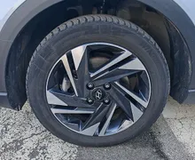 Zunanja slika - Hyundai Bayon - 1.0 T-GDI 100 STYLE 1 lastnik  Avtomatik - 5 - Predogledna slika