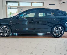 Zunanja slika - Hyundai i30 Wagon - 1.6 T-GDI PREMIUM N-LINE-WINTER-SMART-REZ.K-VIDEO - 3 - Predogledna slika