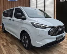 Zunanja slika - Ford E-Transit Custom - KOMBI TREND 217PS 71.4kWh L2 RWD - 2 - Predogledna slika