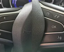 Notranja slika - Renault Kadjar - 1.3 TCE 160-LED-KAMERA-1 LASTNIK-GARANCIJA - 12 - Predogledna slika