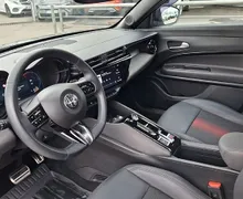 Zunanja slika - Alfa Romeo Junior - 1.2 E-DCT6 MHEV Speciale 1. LASTNIK SLO. POREKLO - 7 - Predogledna slika