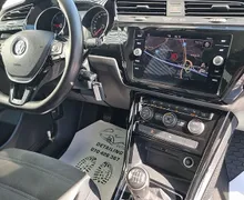 Zunanja slika - Volkswagen Touran - 2.0 TDI-110KW-7 SEDEŽEV-FULL LED-HIGHLINE+VELIK SE - 11 - Predogledna slika