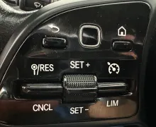 Zunanja slika - Mercedes-Benz GLA-Razred - GLA 250 e Avt.KAMERA.PANORAMA.LED.USNJE.NAVI.TOP - 5 - Predogledna slika