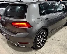 Zunanja slika - Volkswagen Golf - 1.2 TSI 7.5 81kW 1.LASTNIK LED 17COL AKTIVNI TEMP - 4 - Predogledna slika