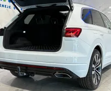 Notranja slika - Volkswagen Touareg - V6 TDI R-Line 4M|Pano|Zračno|Kamera|SoftC|Hlaj|R.. - 7 - Predogledna slika