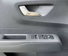 Notranja slika - Ford Tourneo Courier - 1.0 EcoBoost Trend Avt... - 13 - Predogledna slika