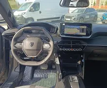Zunanja slika - Peugeot 2008 - ALLURE HIBRID 110 e-DCT6 €6.4-NAVI-KAMERA 360 - 7 - Predogledna slika