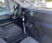 Zunanja slika - Peugeot Traveller - 1.LASTNIK-RADAR TEMPOMAT-ALU-MULTIFUNKCIJA-PDC - 5 - Predogledna slika