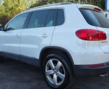 Zunanja slika - Volkswagen Tiguan - 2.0TDI 4MOTION BI-XENON-NAVI-ALU-KEYLESS-1.LASTNIK - 6 - Predogledna slika