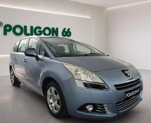 Notranja slika - Peugeot 5008 - 1.6 HDi-ODLIČEN-GARANCIJA-SLOVENSKO POREKLO - 7 - Predogledna slika