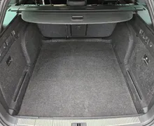 Notranja slika - Škoda Superb - 2.0 TDI Sportline Combi DSG 147 kW - 10 - Predogledna slika