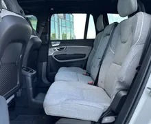 Notranja slika - Volvo XC90 - T8 AWD Ultra Dark 7s 3 leta garancije + 3 servisi. - 11 - Predogledna slika