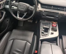 Notranja slika - Audi Q7 - Etron - 4 - Predogledna slika