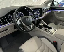 Notranja slika - Volkswagen Touareg - V6 TDI Elegance|4Motion|Zračno|ACC|Kamera|Memory| - 8 - Predogledna slika