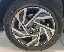 Zunanja slika - Hyundai Bayon - 1.0 T-GDI 90 STYLE WINTER PAKET - 5 - Predogledna slika