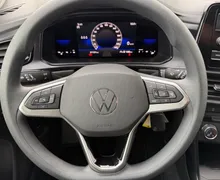 Notranja slika - Volkswagen T-Roc - 1.0 TSI BMT Life-komaj 31.131 KM-1.lastnik-Virtual - 8 - Predogledna slika